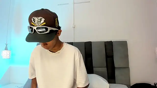 dikey 62 online show from September 30, 2025, 8:25 pm