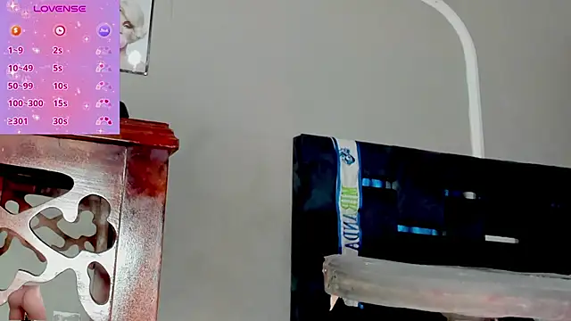 Jimena Grey online show from June 6, 2026, 1:43 am
