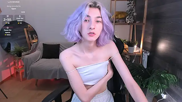 Snapshot of Mia_Cheers chatting on October 3, 2025, 2:03 pm Mia Cheers online show from October 3, 2025, 2:03 pm