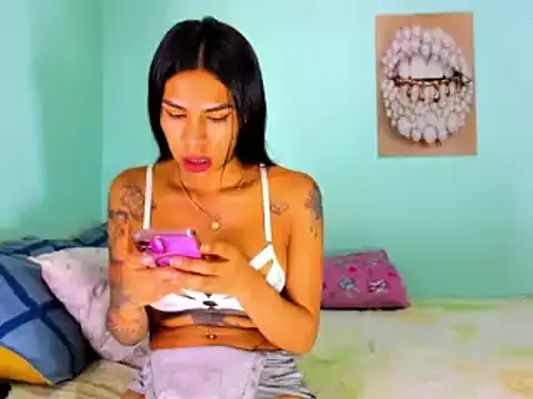 Snapshot of Evilmichellts1 chatting on January 30, 2025, 3:44 am Evilmichellts1 online show from January 30, 2025, 3:44 am