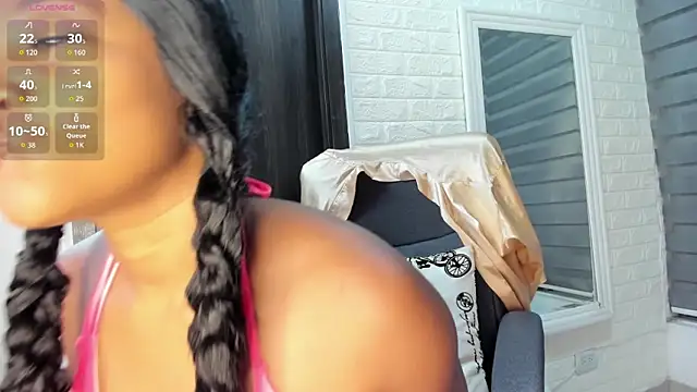 Katherine  smill online show from October 11, 2025, 2:44 am