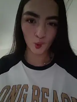 miel gomez online show from February 12, 2026, 8:59 pm