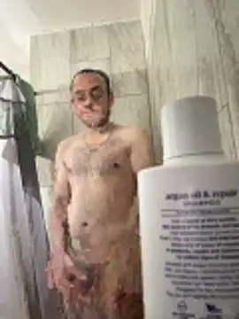 prinsesa1402 online show from March 23, 2026, 6:23 pm