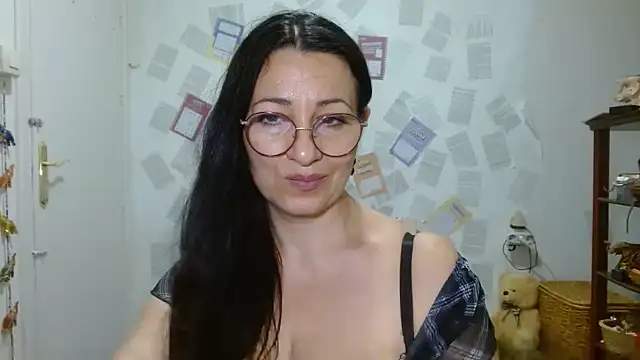 KeisyNeonX online show from July 28, 2026, 8:52 pm