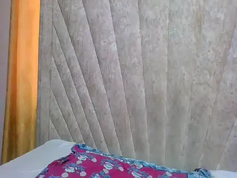 Snapshot of Sexy_Villagegal chatting on June 5, 2026, 8:53 am Sexy Villagegal online show from June 5, 2026, 8:53 am
