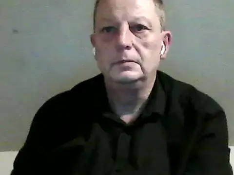 Snapshot of chubbybear2cum chatting on February 27, 2025, 3:25 am chubbybear2cum online show from February 27, 2025, 3:25 am
