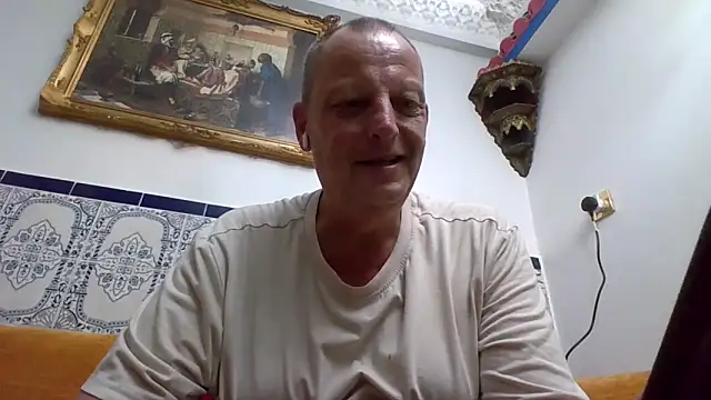 chubbybear2cum online show from June 28, 2026, 12:38 am