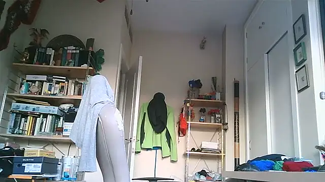 Snapshot of galaudin_3x_ chatting on February 10, 2025, 7:58 am galaudin 3x  online show from February 10, 2025, 7:58 am