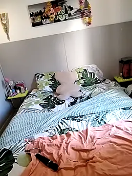 lagazosexy14 online show from October 25, 2025, 12:02 pm