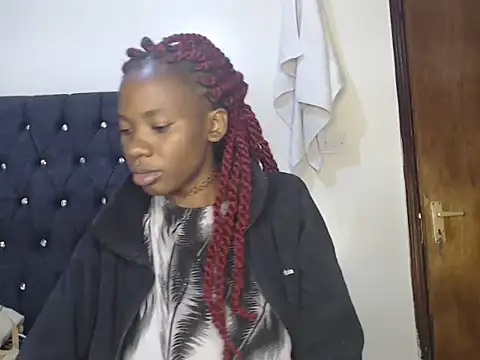 Sexyprecious01 online show from October 2, 2025, 4:25 pm