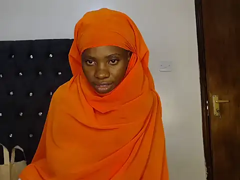 Sexyprecious01 online show from October 23, 2025, 7:45 pm