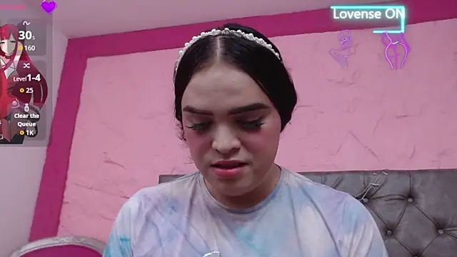 Snapshot of Pearl_Michelts chatting on June 18, 2026, 1:04 pm Pearl Michelts online show from June 18, 2026, 1:04 pm