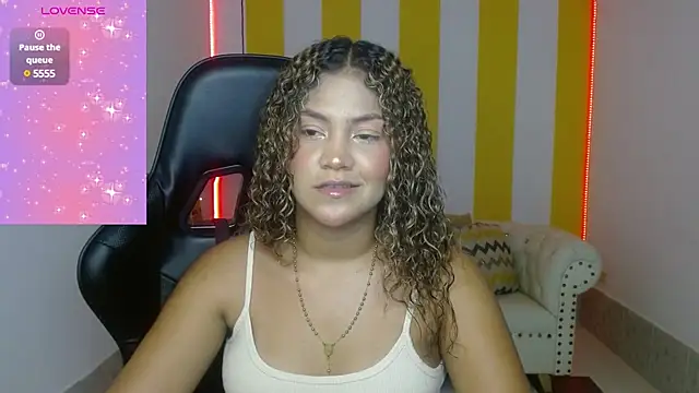 Cristal War online show from December 16, 2024, 11:28 pm