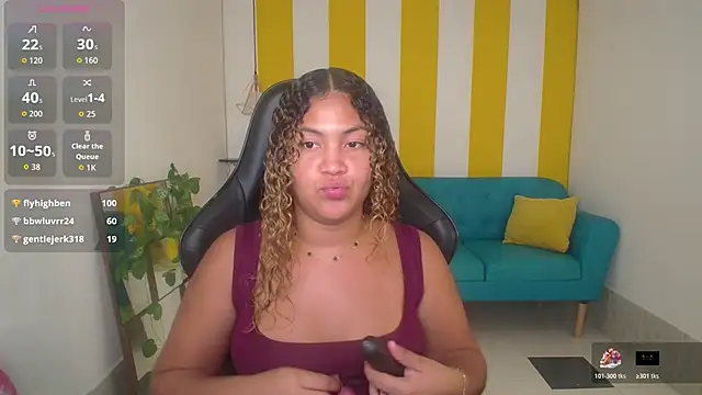 Cristal War online show from November 17, 2025, 11:10 pm