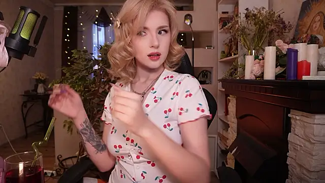 Chriss Fox online show from March 7, 2026, 3:20 pm