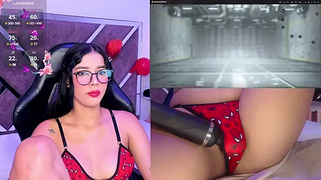 SweetieCloe  online show from February 24, 2025, 9:31 pm