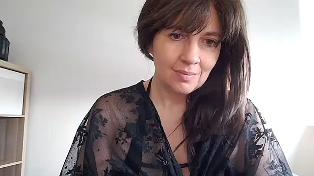 Ella Next Door online show from January 11, 2026, 1:05 pm