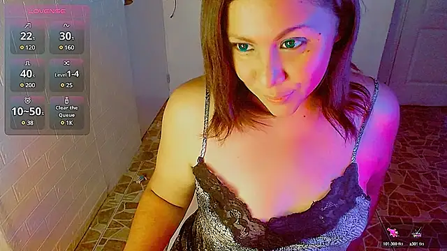 Camil2025 online show from January 12, 2025, 5:24 am