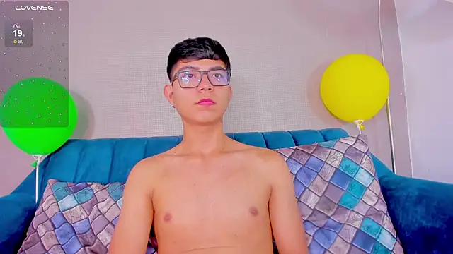 CodyTwink online show from January 7, 2025, 1:46 pm