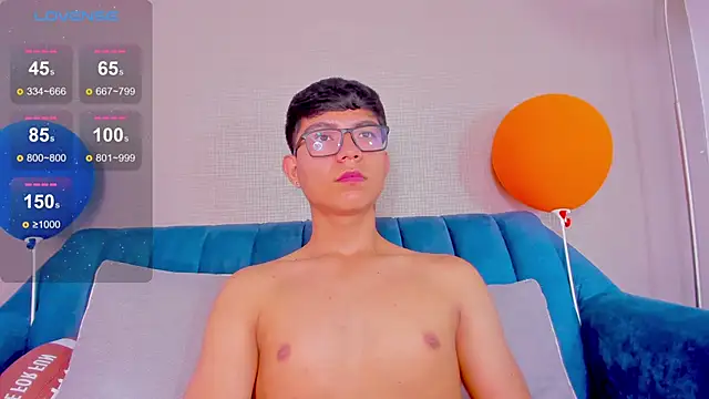 CodyTwink online show from February 3, 2025, 2:24 pm