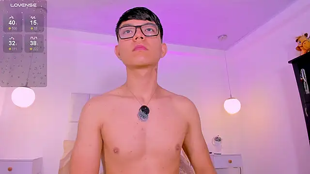 CodyTwink online show from June 1, 2026, 3:47 pm