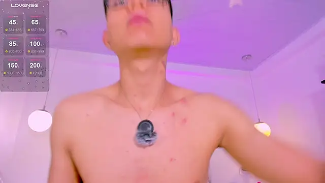 CodyTwink online show from June 26, 2026, 12:48 am