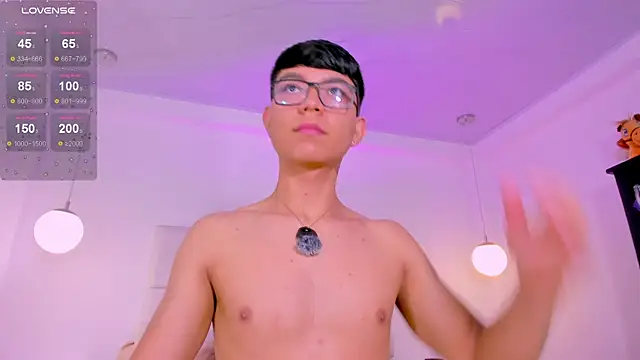 CodyTwink online show from June 30, 2026, 1:23 pm