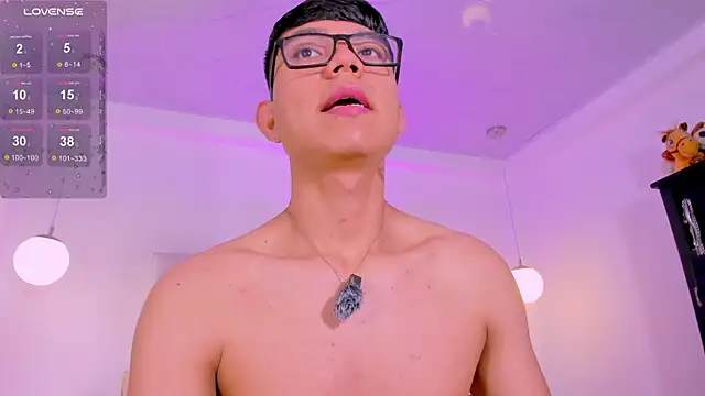 CodyTwink online show from July 5, 2026, 1:18 pm