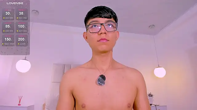 CodyTwink online show from July 13, 2026, 9:06 pm