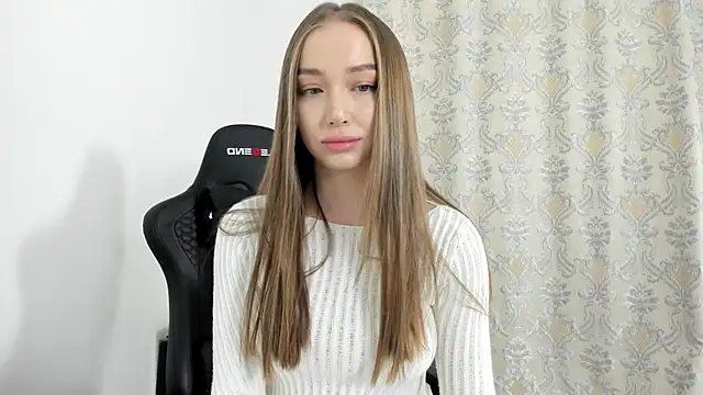 Sweet-bb online show from October 16, 2025, 4:30 pm