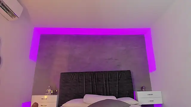 Snapshot of jasminehill_ chatting on March 8, 2025, 9:18 pm jasminehill  online show from March 8, 2025, 9:18 pm