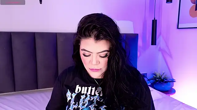 Harmonybabe  online show from November 28, 2025, 7:38 pm