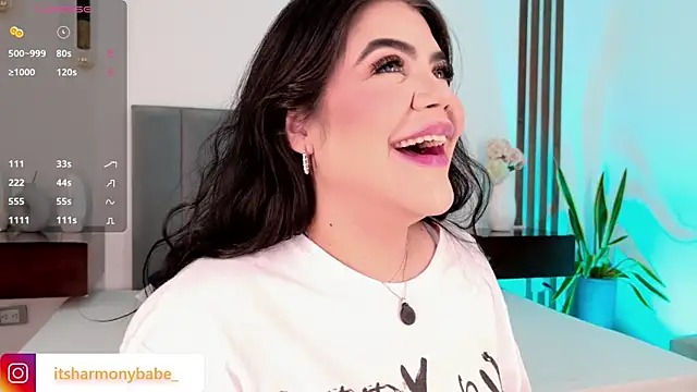 Snapshot of Harmonybabe_ chatting on May 11, 2026, 8:50 pm Harmonybabe online show from May 11, 2026, 8:50 pm