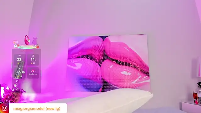 Snapshot of Miagiorgia_ chatting on March 25, 2026, 6:36 pm Miagiorgia online show from March 25, 2026, 6:36 pm