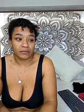 Selket11 online show from January 9, 2025, 5:11 pm