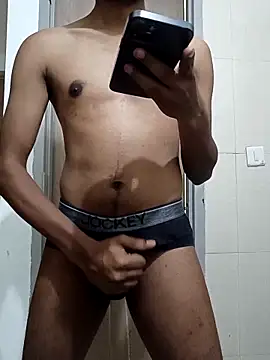 JerryJerome01 online show from November 27, 2025, 6:54 pm