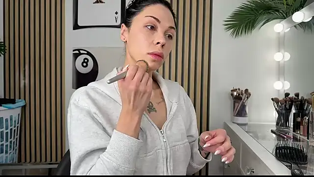 Snapshot of NattyFierros chatting on October 23, 2025, 6:06 pm NattyFierros online show from October 23, 2025, 6:06 pm