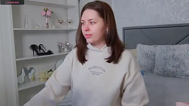 Alexyena online show from December 2, 2024, 6:20 am