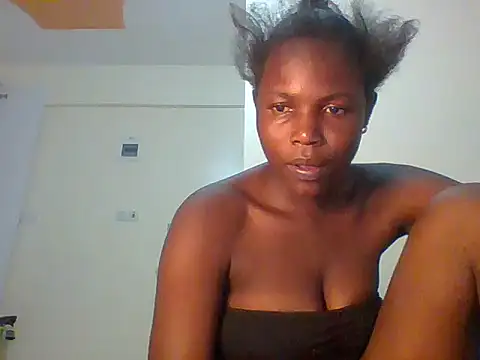 Fine baby0001 online show from May 8, 2026, 3:50 pm