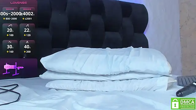 Snapshot of Eris_Rose chatting on February 5, 2025, 8:04 pm Eris Rose online show from February 5, 2025, 8:04 pm