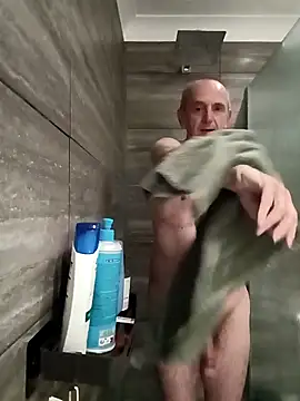 Snapshot of mr_english50 chatting on September 29, 2025, 7:40 pm mr english50 online show from September 29, 2025, 7:40 pm