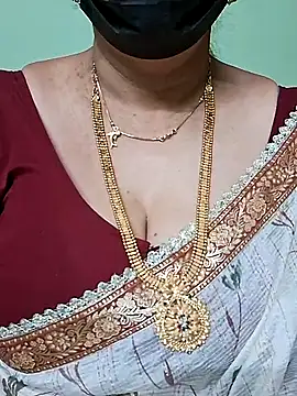 ananya956 online show from February 26, 2025, 7:49 pm