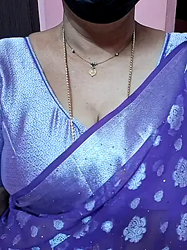 ananya956 online show from November 24, 2025, 6:07 pm