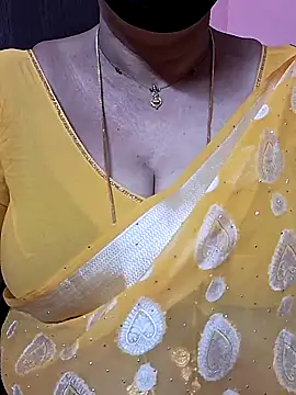 ananya956 online show from February 11, 2026, 9:31 pm