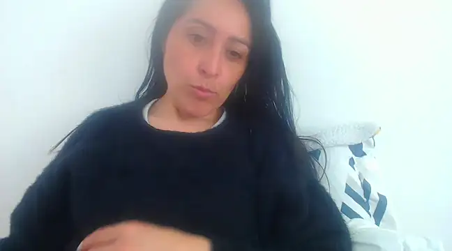 naughthyany16 online show from December 13, 2024, 6:16 pm