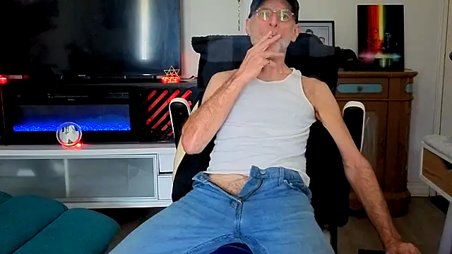 Towndude123 online show from May 7, 2026, 3:28 pm