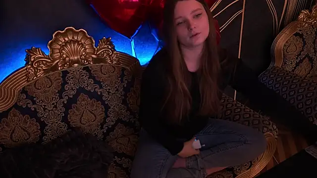 Snapshot of MagicPeachh_ chatting on February 10, 2026, 1:15 pm MagicPeachh online show from February 10, 2026, 1:15 pm