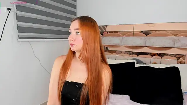 CamiiLovers online show from October 23, 2025, 1:27 am