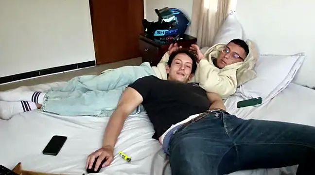 friendscummin online show from January 19, 2025, 10:39 pm