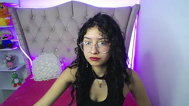 CherieCurl online show from March 8, 2025, 3:35 pm
